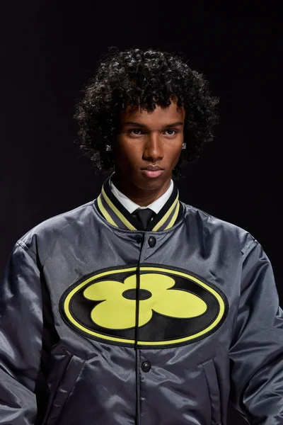 Look 77